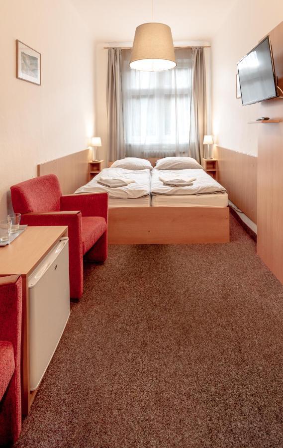 Hotel U Berounky Srbsko Exterior photo